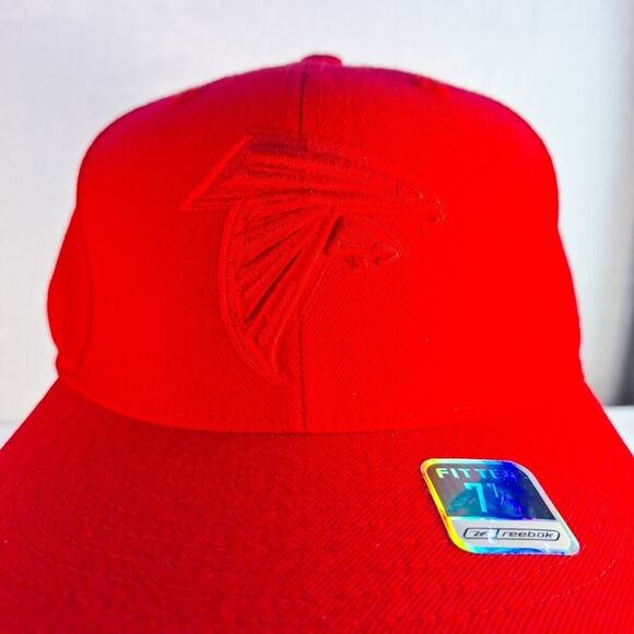 Atlanta Falcons Hat Fitted Size 7 7/8 Red On Red Logo Reebok NFL Dirty Birds - Picture 4 of 10